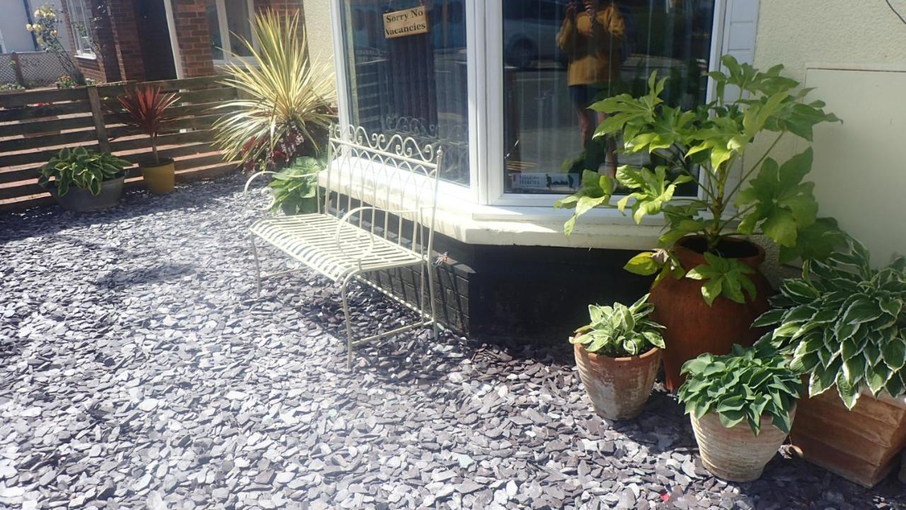 The Victoria Guest House Mablethorpe Exterior photo